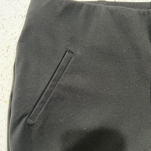 Chico's Size 00 US XS 2 Fabulously Slimming Ponte Pull On Slim Leg Pants Black - Picture 5 of 12
